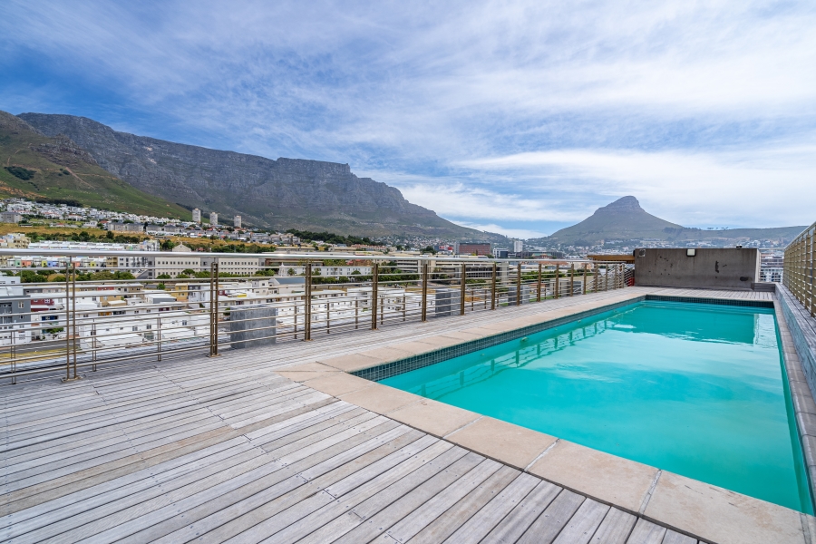 1 Bedroom Property for Sale in Zonnebloem Western Cape